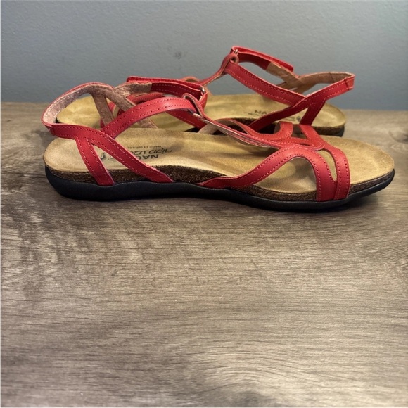 Naot Dorith Strappy Sandal Red Size 8 Women’s - Picture 6 of 10